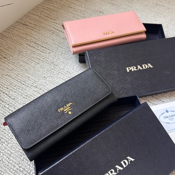 2 PRADA WALLETS!! 100% Authentic w/ Prada Gift Boxes Pink & Black RARE!! - Picture 2 of 14
